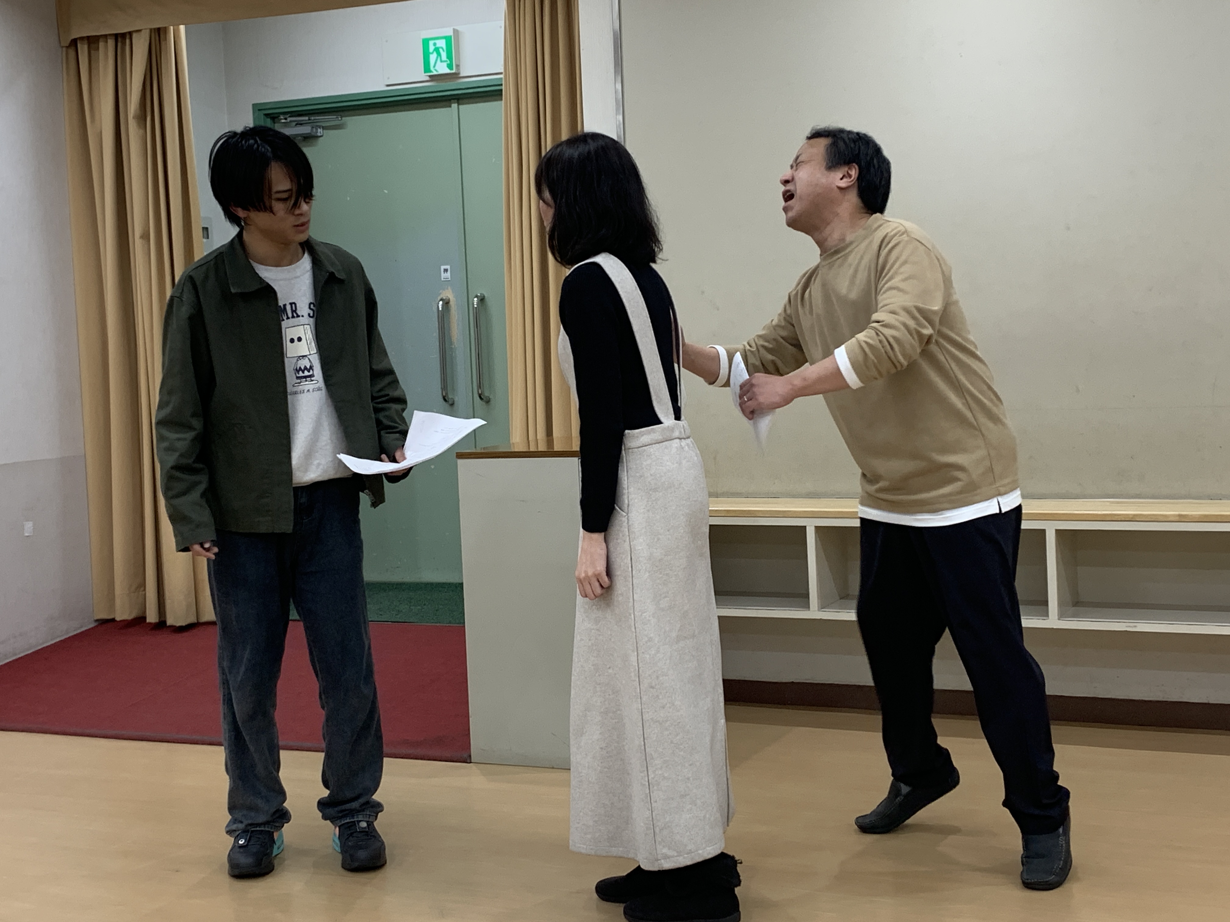 4. 実践的なレッスンとステージ経験
